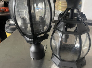 Light – 21 in. Post Lantern – Clear Beveled Glass (pair)