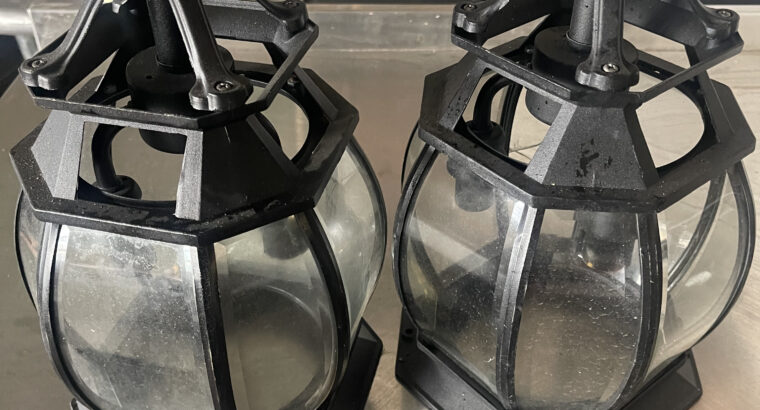 Light – 21 in. Post Lantern – Clear Beveled Glass (pair)